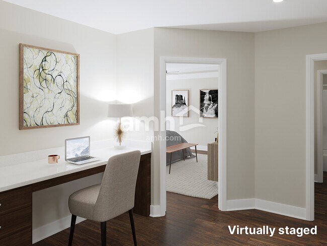 Building Photo - 212 Lake Vista Dr