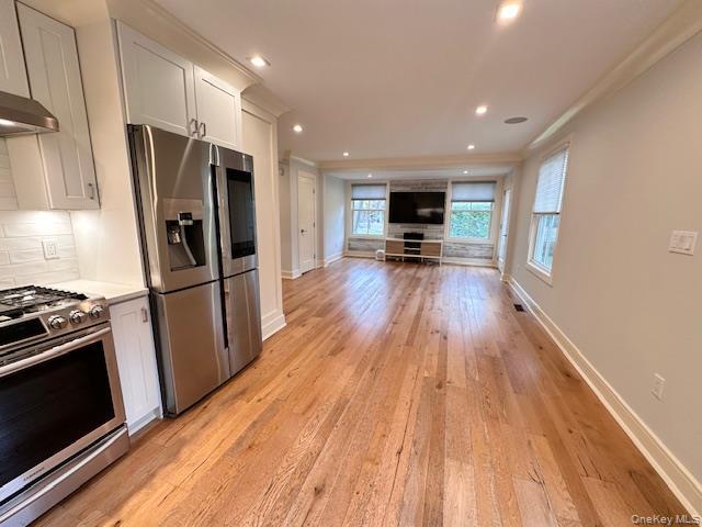 Building Photo - 414 Thompson St