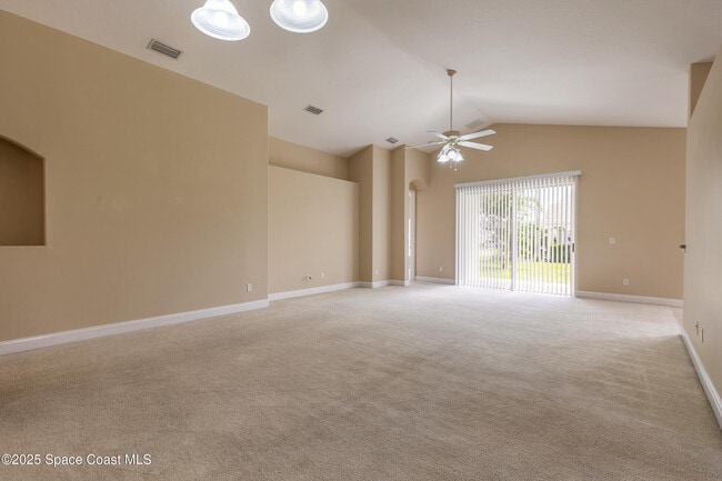 Building Photo - 1442 Areca Palm Dr