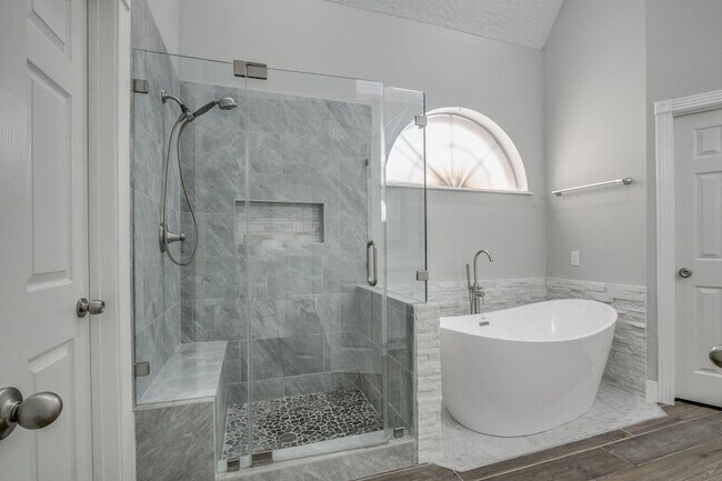 Building Photo - 6302 Laver Love Dr