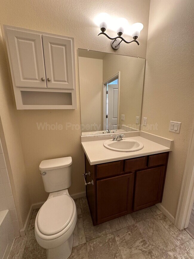 Building Photo - 12555 Monroe Dr