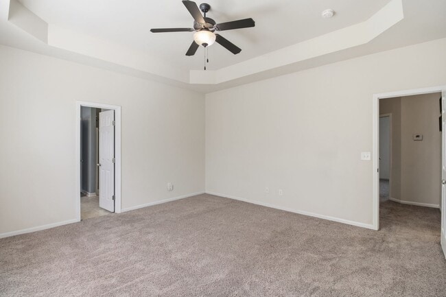 Building Photo - 412 Savannah Dr