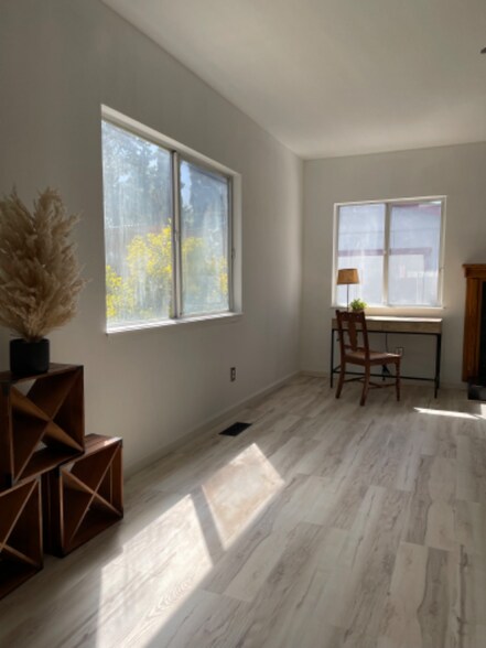 Building Photo - 145 Turnberry Way