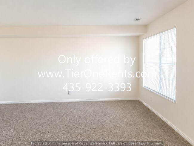 Building Photo - $500 OFF First Month's Rent