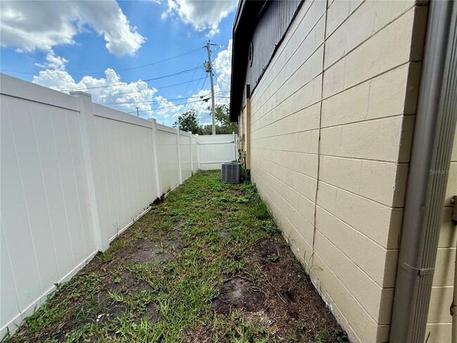 Building Photo - 17303 Lynnette Dr