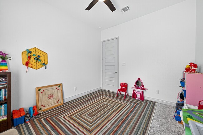 Building Photo - 3602 Lake Falls Dr