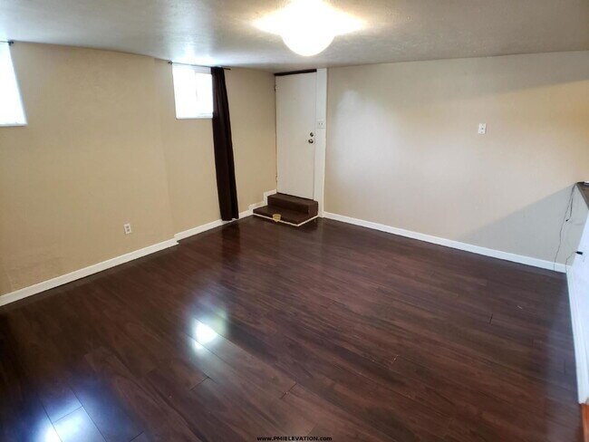 Building Photo - 4288 N Hooker St