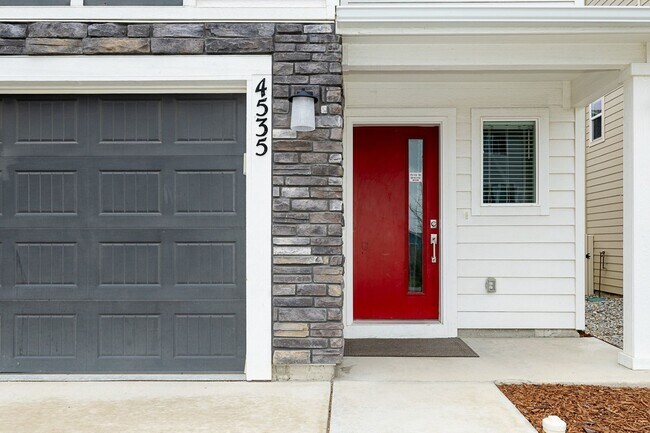 Building Photo - 4535 Samaritan Lp