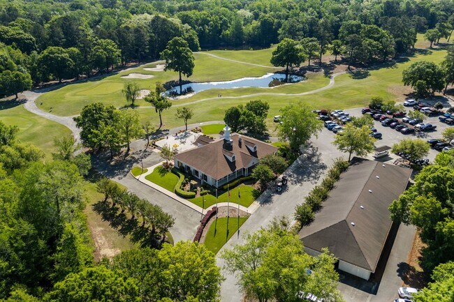 Building Photo - Golf Course Living Just Minutes from North Myrtle Beach – Long-Term Rental in Aberdeen