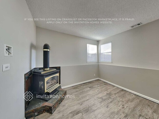 Building Photo - 1162 W 132nd Pl