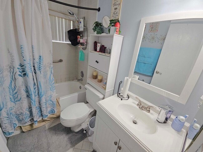 Building Photo - 5 Heather Trace Dr