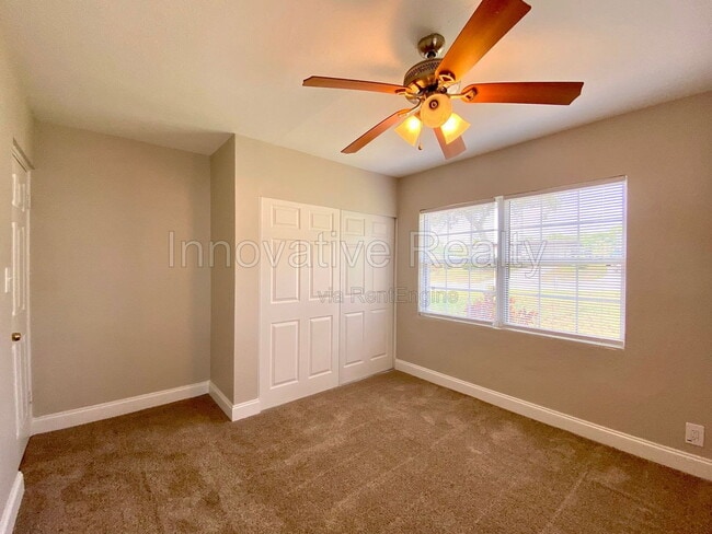 Building Photo - 311 Lake Annie Dr