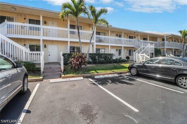 Building Photo - 4635 Bayshore Dr
