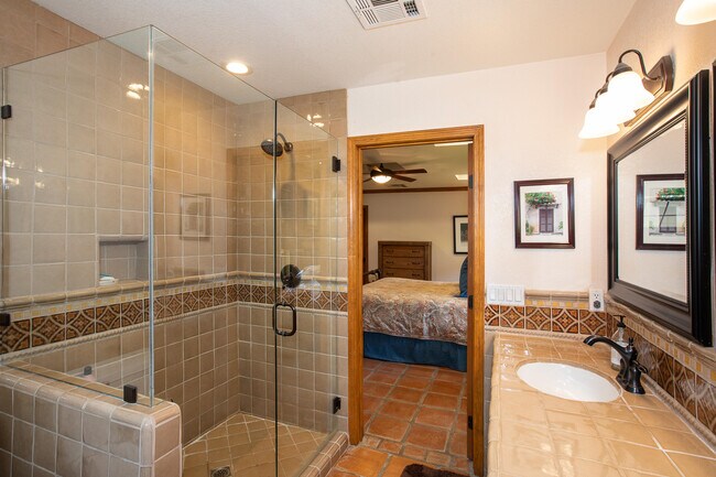 Building Photo - 387 S Cahuilla Rd