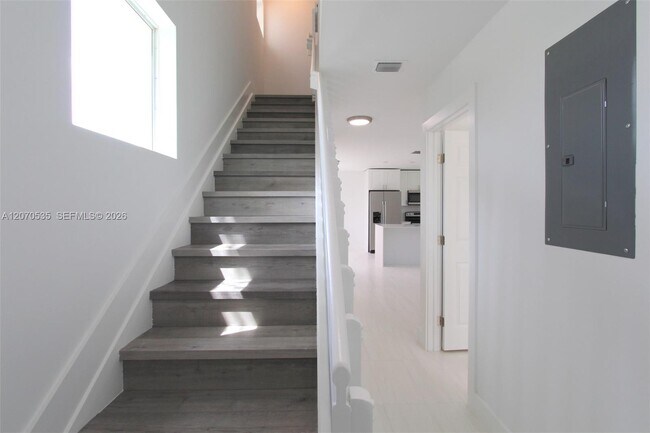 Building Photo - 16035 SW 299th Terrace