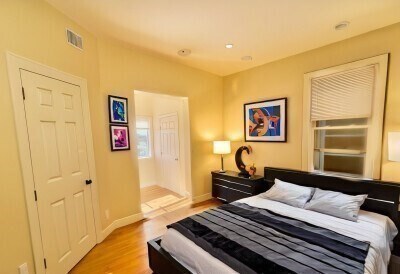 Building Photo - 207 Princeton St