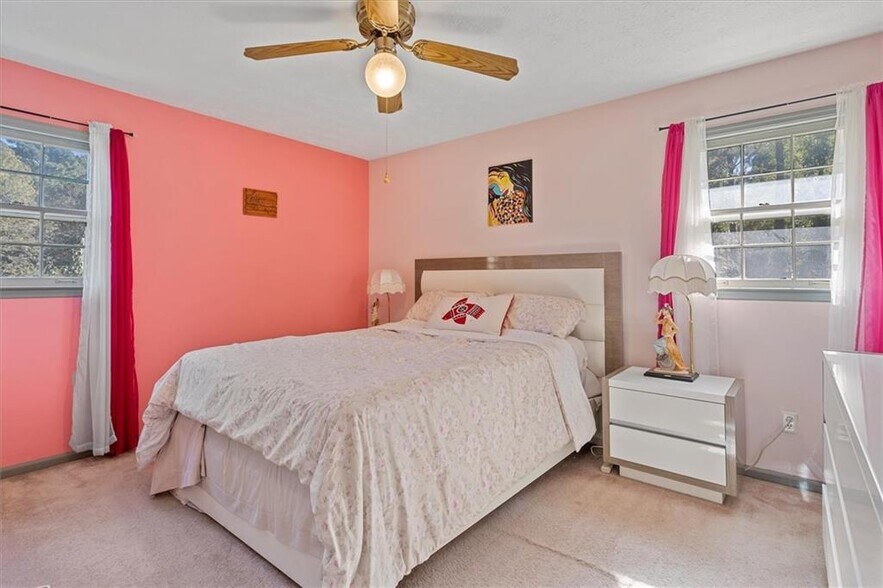 Building Photo - 3432 Pittard Rd