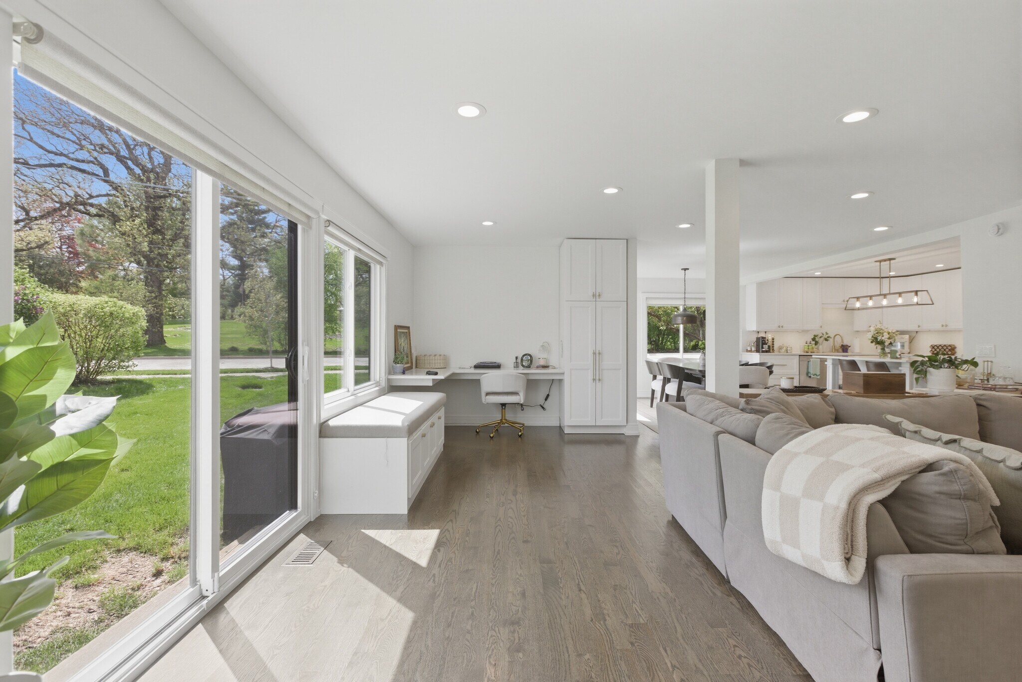 Building Photo - 105 Yarrow Ct