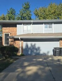 Building Photo - Duplex Unit 1