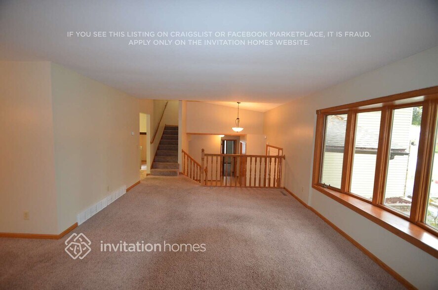 Building Photo - 11636 Evergreen St NW