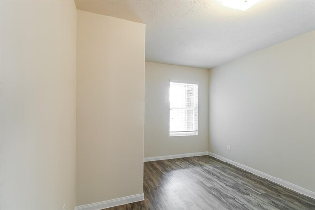 Building Photo - 57 Santa Barbara Dr