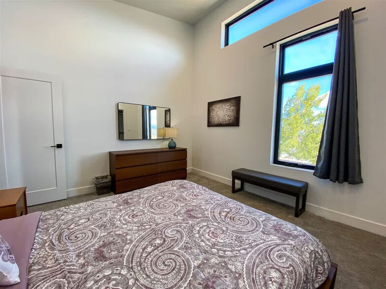 Building Photo - 40 Wedge Way