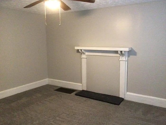 Building Photo - 9 Hemlock Dr