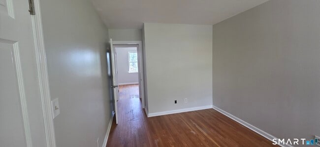 Building Photo - 769 Sylvan Ave