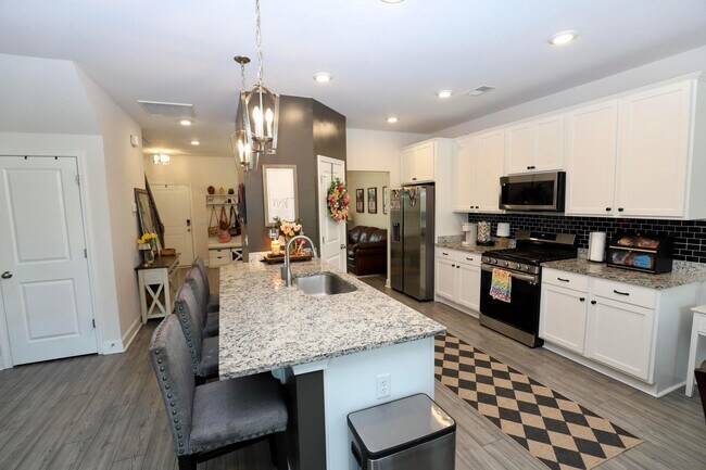 Building Photo - 835 Curlew Cir