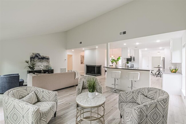 Building Photo - 2314 Silver Sage Dr