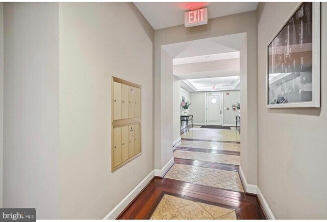 Building Photo - 2125 S St NW