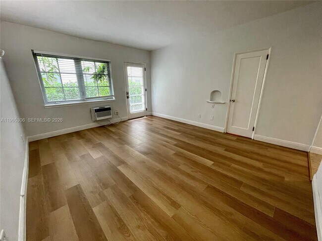 Building Photo - 720 Meridian Ave