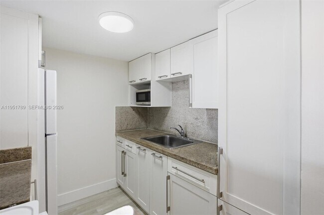 Building Photo - 1010 NW 11th St