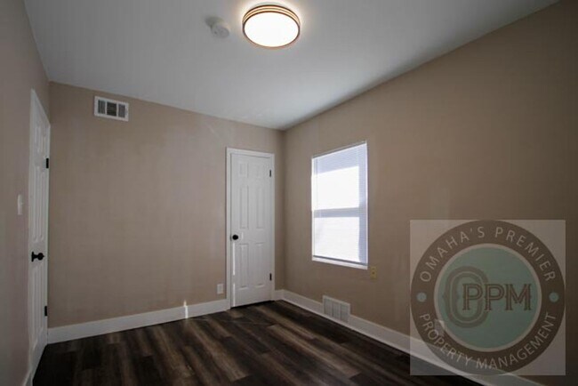 Building Photo - Discover 3309 S 32 Avenue in Omaha, NE