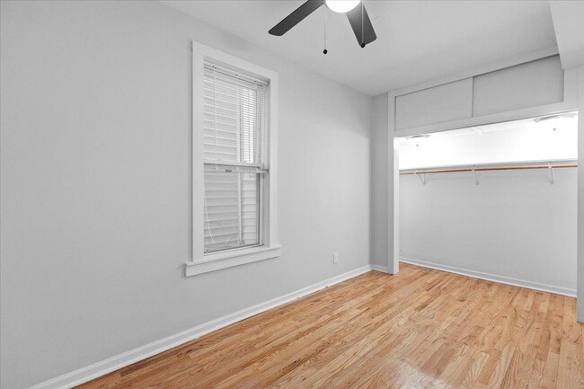 Building Photo - 2 bedroom in Chicago IL 60618