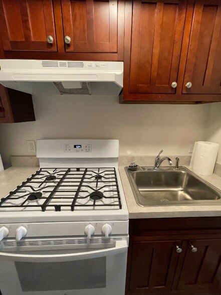 Building Photo - 4630 New Hampshire Ave NW