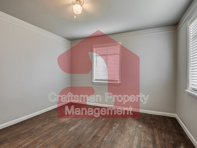 Building Photo - 2915 NW 72nd St