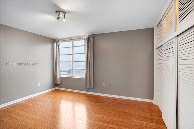 Building Photo - 7735 Abbott Ave