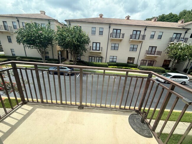 Building Photo - 707 Westpark Way