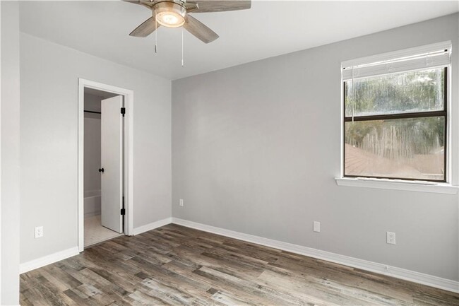 Building Photo - 6505 Cedar Bend Ct