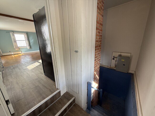 Building Photo - 66 Memory Ln