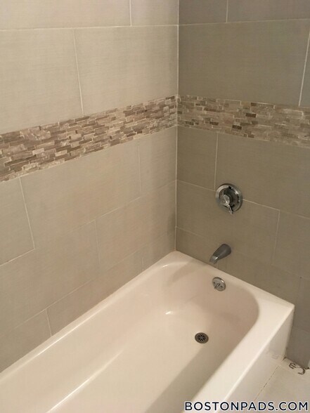 Building Photo - 50 Townsend St