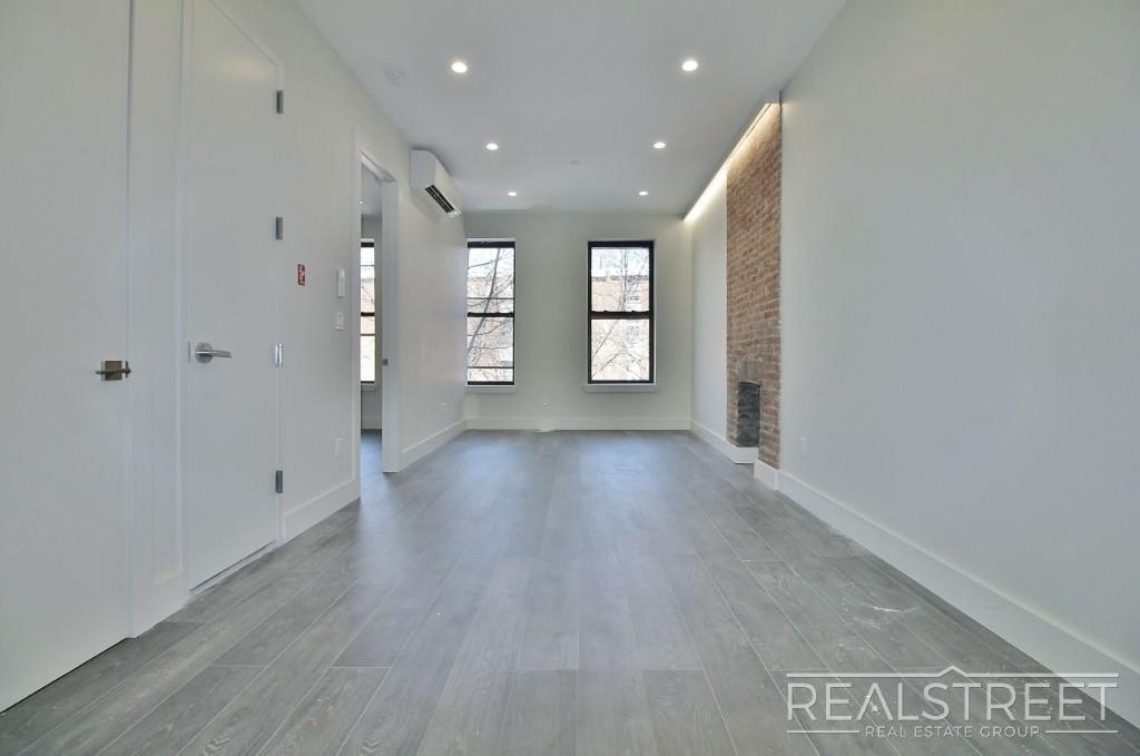 Building Photo - NEW & Spacious Modern 1 BED in Bed Stuy