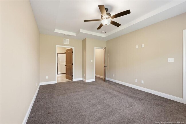 Building Photo - 206 Leland Ln