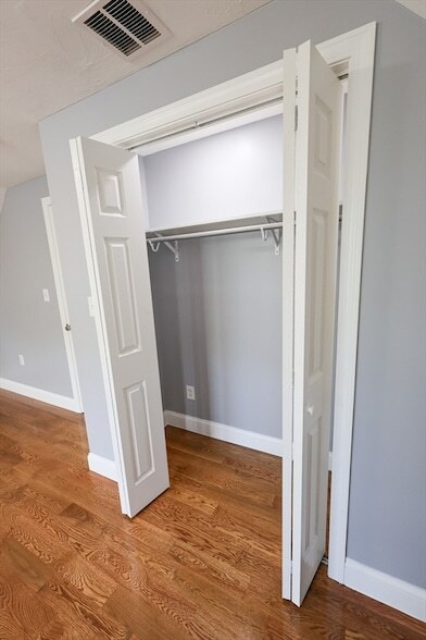 Building Photo - 70 Mt Hope St