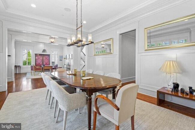 Building Photo - 5600 Brite Dr