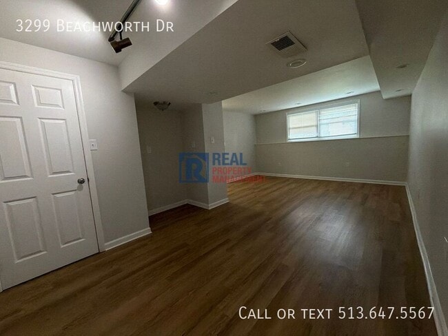 Building Photo - 3299 Beachworth Dr