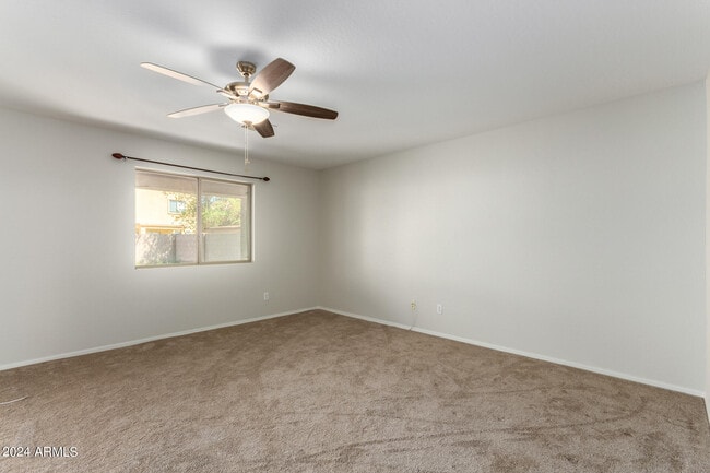 Building Photo - 23598 W Bowker St