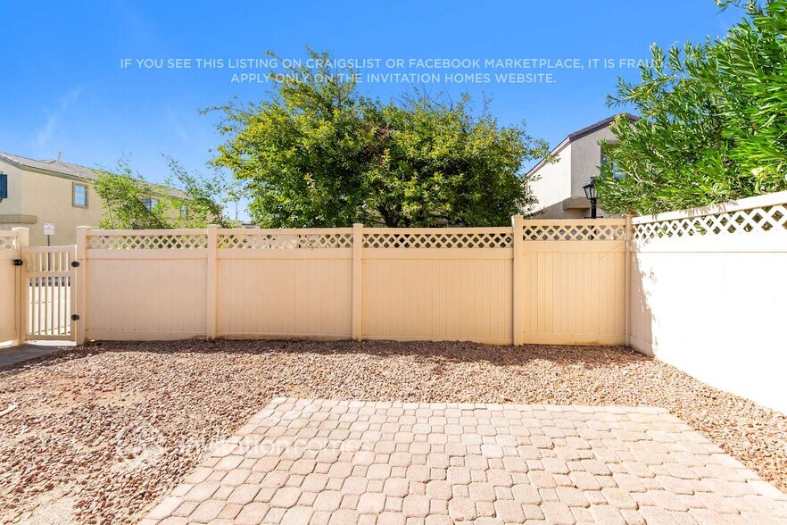 Building Photo - 727 Piercey Ct