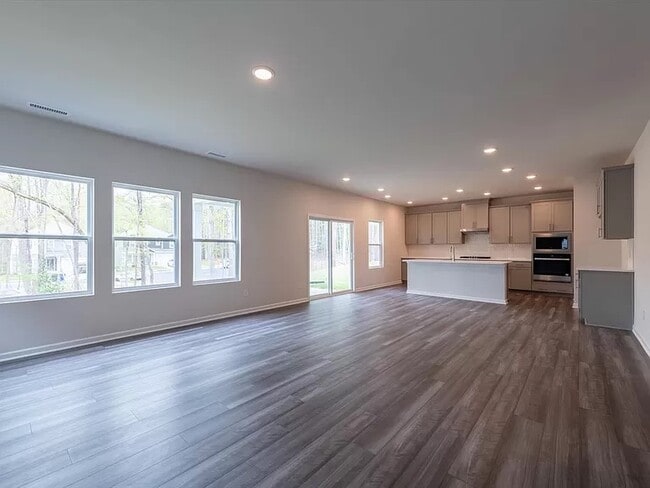 Building Photo - 1032 Umstead Grove Way